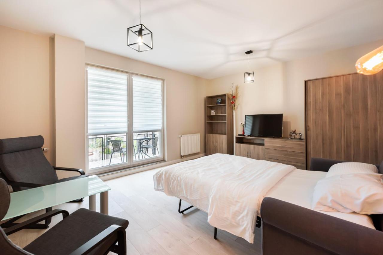 Ursus Pleasant Apartment Varsavia Esterno foto