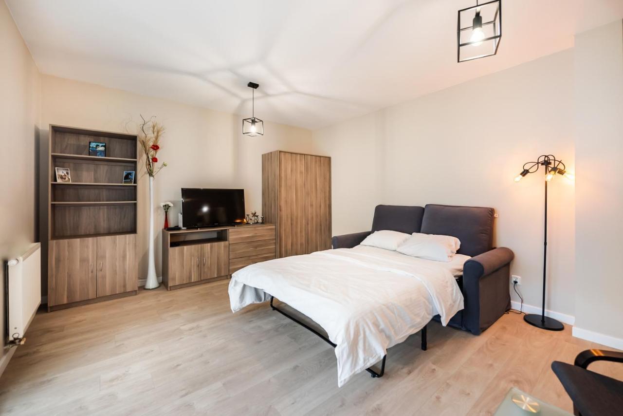 Ursus Pleasant Apartment Varsavia Esterno foto